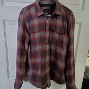 PRANA ASYLUM LONG SLEEVE FLANNEL LINED THERMAL. SMALL MENS. RED GREY BLUE